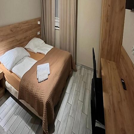 Good Night Noclegi & Strefa Z Sauna I Jacuzzi Ogolnodostepna Lub Na Wylacznosc Czechowice-Dziedzice Εξωτερικό φωτογραφία
