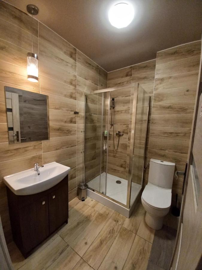 Good Night Noclegi & Strefa Z Sauna I Jacuzzi Ogolnodostepna Lub Na Wylacznosc Czechowice-Dziedzice Εξωτερικό φωτογραφία